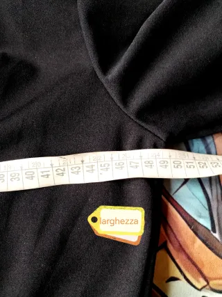 Giacca nera con  coulisse in vita