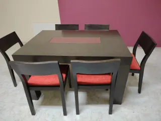Mesa Roble Macizo y 6 Sillas con Extensiones