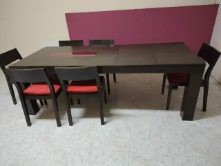 Mesa Roble Macizo y 6 Sillas con Extensiones