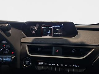 Lexus UX 300e Business