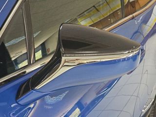 Lexus UX 300e Business
