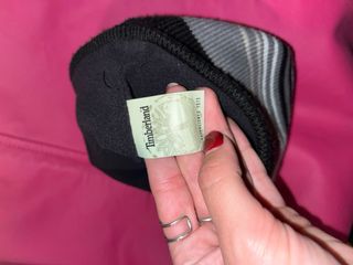 Gorro Timberland rayas gris y negro