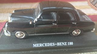 Modellino Auto Mercedes-Benz 190 Nero