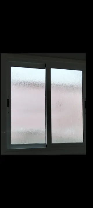 PUERTA Y VENTANA