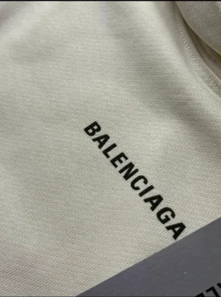 Sudadera Balenciaga Beige