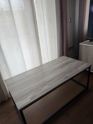 Mesa pequeña de comedor