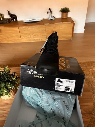 Botas Robusta Gore-Tex Negras Talla 44