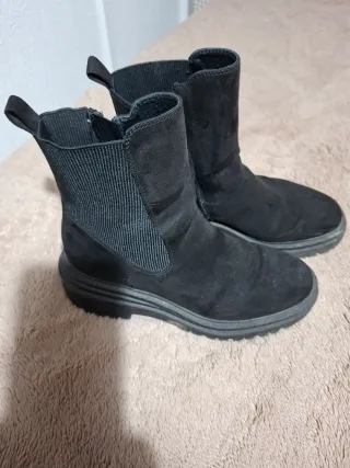 Botines negros mujer