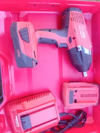 Atornilladora Hilti SIW 22T-A + Cargador