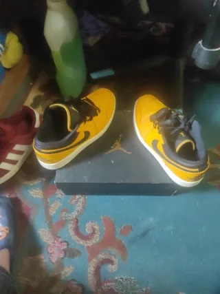 Zapatillas Nike Jordan Originales Amarillas