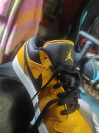 Zapatillas Nike Jordan Originales Amarillas