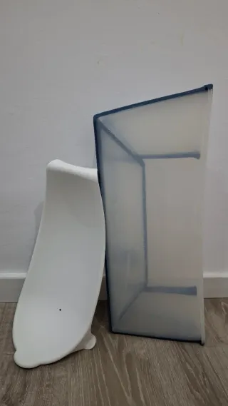 Bañera Stokke con soporte y hamaca