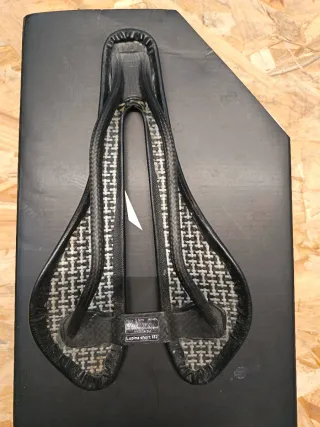 Sillín Berk sort 135