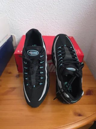 Nike Air Max 95 Negro Gris Turquesa