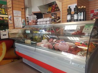 Se traspasa frutería / tienda de alimentación