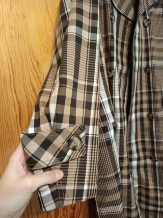 Gabardina cuadros mujer marrón y blanco