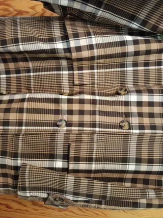 Gabardina cuadros mujer marrón y blanco