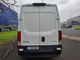 Iveco Daily 2.3 TD 35S 16 V 3520L/H2 12 M3