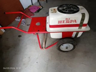 Carro y depósito pulverizador 100L