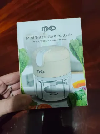 Mini tritatutto a batteria