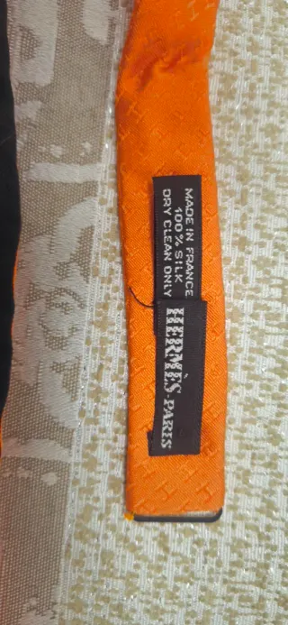 Pajarita Hermes comprada en londres original