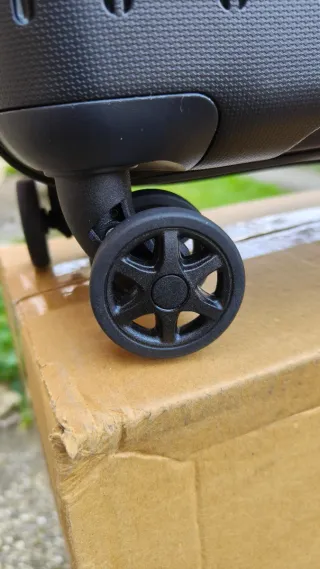 Bagaglio a mano American Tourister nero