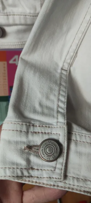 Cazadora vaquera Massimo Dutti blanca Talla S
