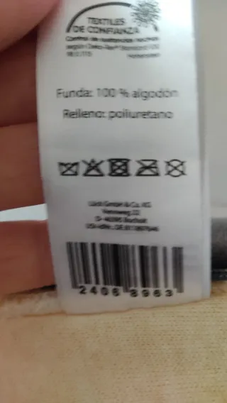 2 Almohadas de terciopelo grises