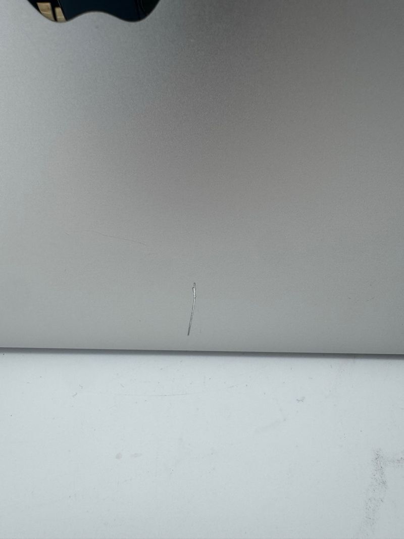 MacBook Pro 13" mid 2020 afbeelding 6