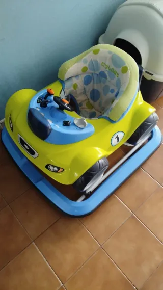 Cochecito andador infantil