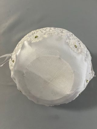 Cesta de boda de satén blanco