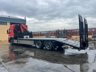 Volvo FH 540 con Grúa Palfinger PK12502