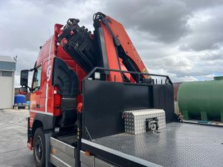 Volvo FH 540 con Grúa Palfinger PK12502