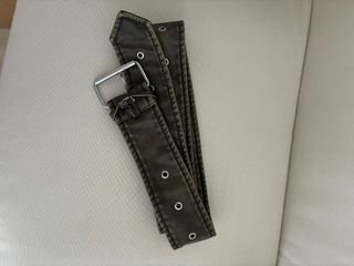 Cinturón de cuero estilo cazadora