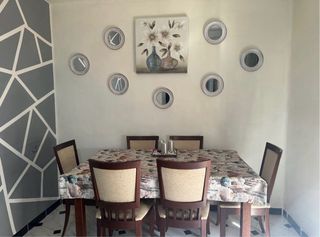 Mesa de comedor extensible de roble + 6 sillas