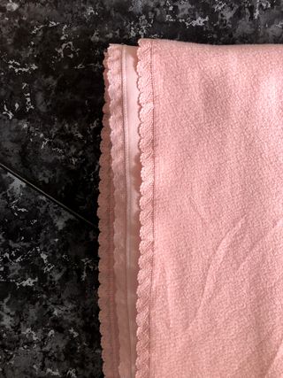 Manta Paduana Rosa + REGALO Sábana Franela