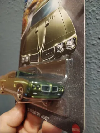 ✅Hot Wheels 70 Pontiac GTO Judge Plata✅