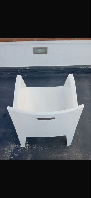 Sillas de terraza de plástico blanco