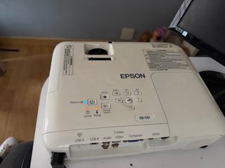Proyector Epson EB-S31