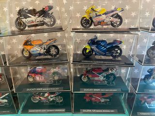 Colección 42 Motos Escala 1/24