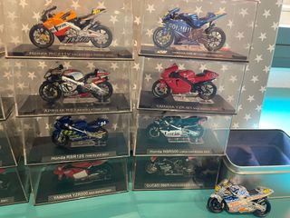 Colección 42 Motos Escala 1/24