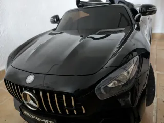 Coche eléctrico infantil negro