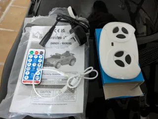 Coche eléctrico infantil negro