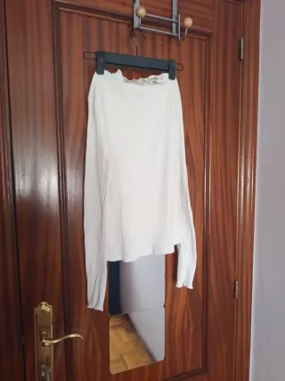 Camiseta blanca de manga larga