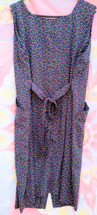 MONO CON PANTALON TXL/VESTIDO LUNARES T2XL:1X1,5€