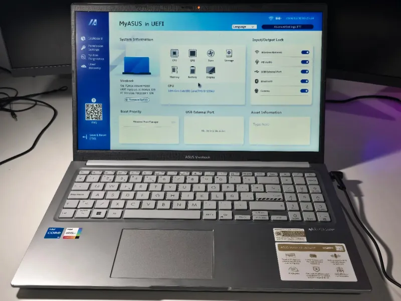 Portátil ASUS Vivobook 15 i5 16GB RAM 1TB SSD