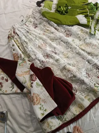 Traje de Fallera Completo Verde