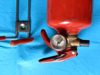 Extintor casa o coche vintage.