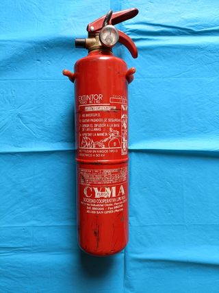 Extintor casa o coche vintage.