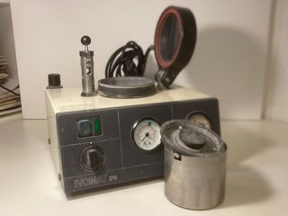 IVOMAT IP3 Maquina Polimerizadora